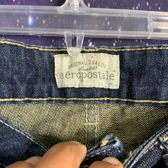 Aeropostale- Bayla Skinny 1/2 Short Jeans - Picture 4 of 8